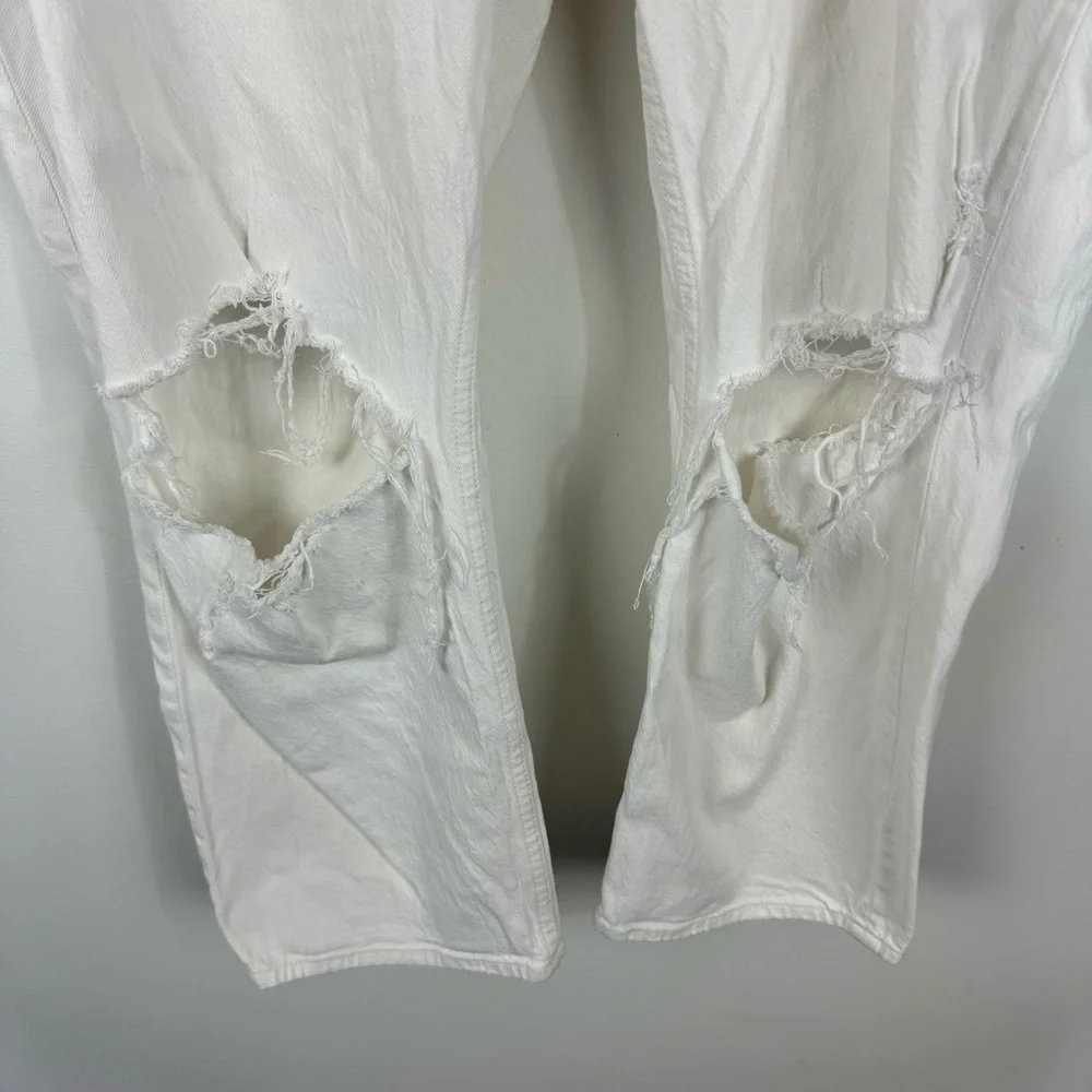 Abercrombie & Fitch The Ankle Straight Ultra High Rise Curve Love White Jeans